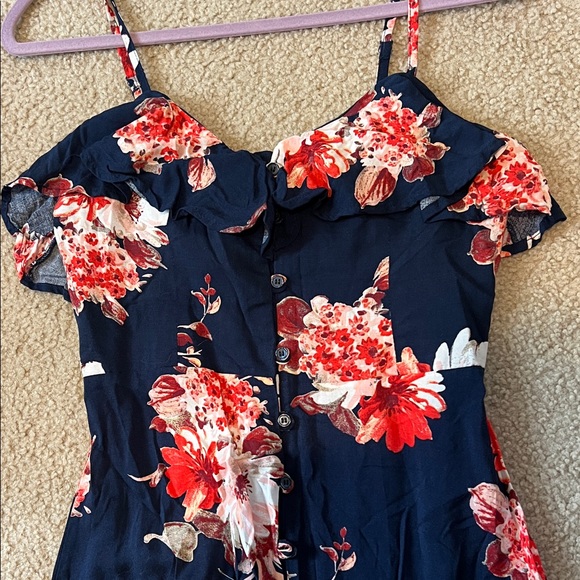 Floral Maxi Dress with Slit - Picture 4 of 11